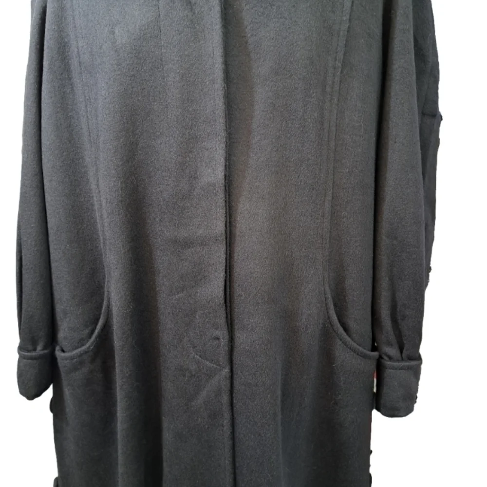 Gallery Woman 𝅺Black Long-Sleeve Fox-Trim Wool Coat for Women